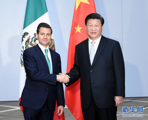 Peña y Xi Jinping. (Gobierno de China)