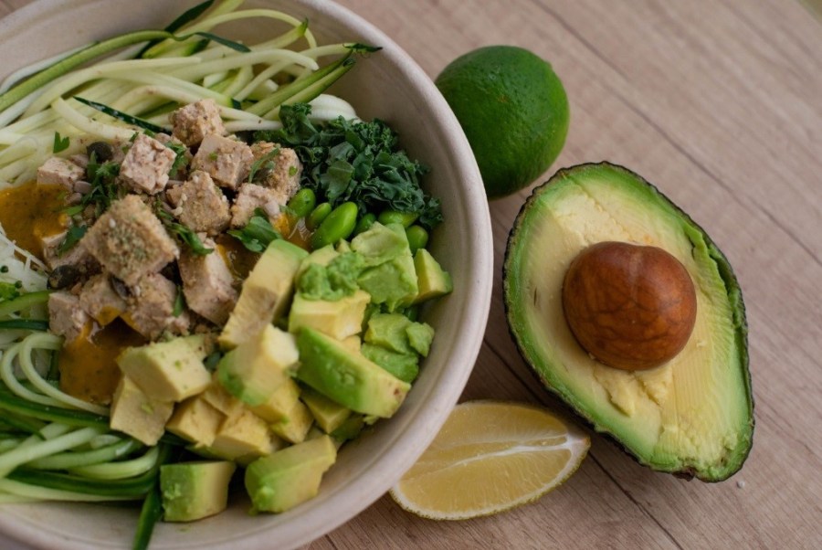 Aguacate. Oro verde. Beneficios privados, costos sociales